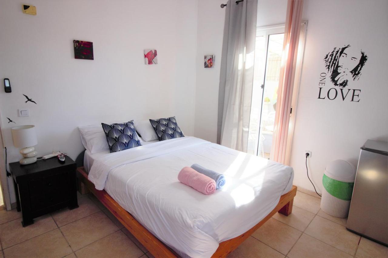 Chambre Double avec Salle de Bains Commune et Balcon